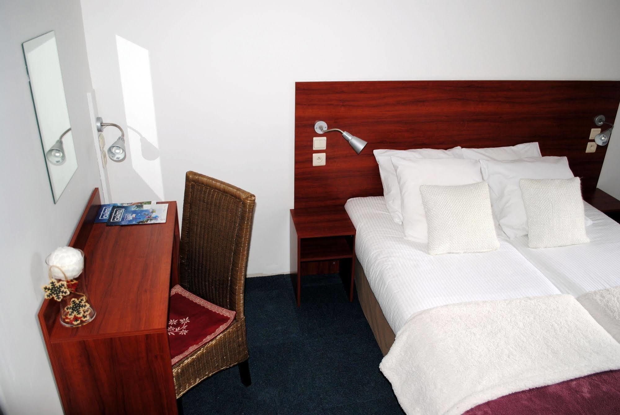 L'Escale Otel Châtel Dış mekan fotoğraf